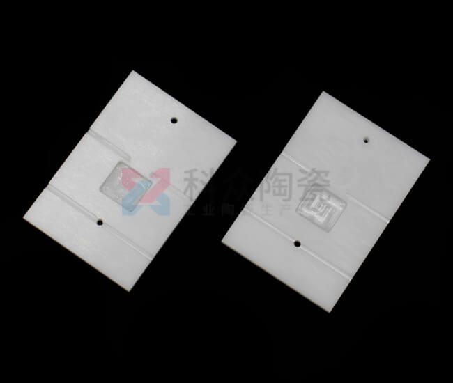耐磨陶瓷的韌性和強度應(yīng)該怎么提高呢？（圖）